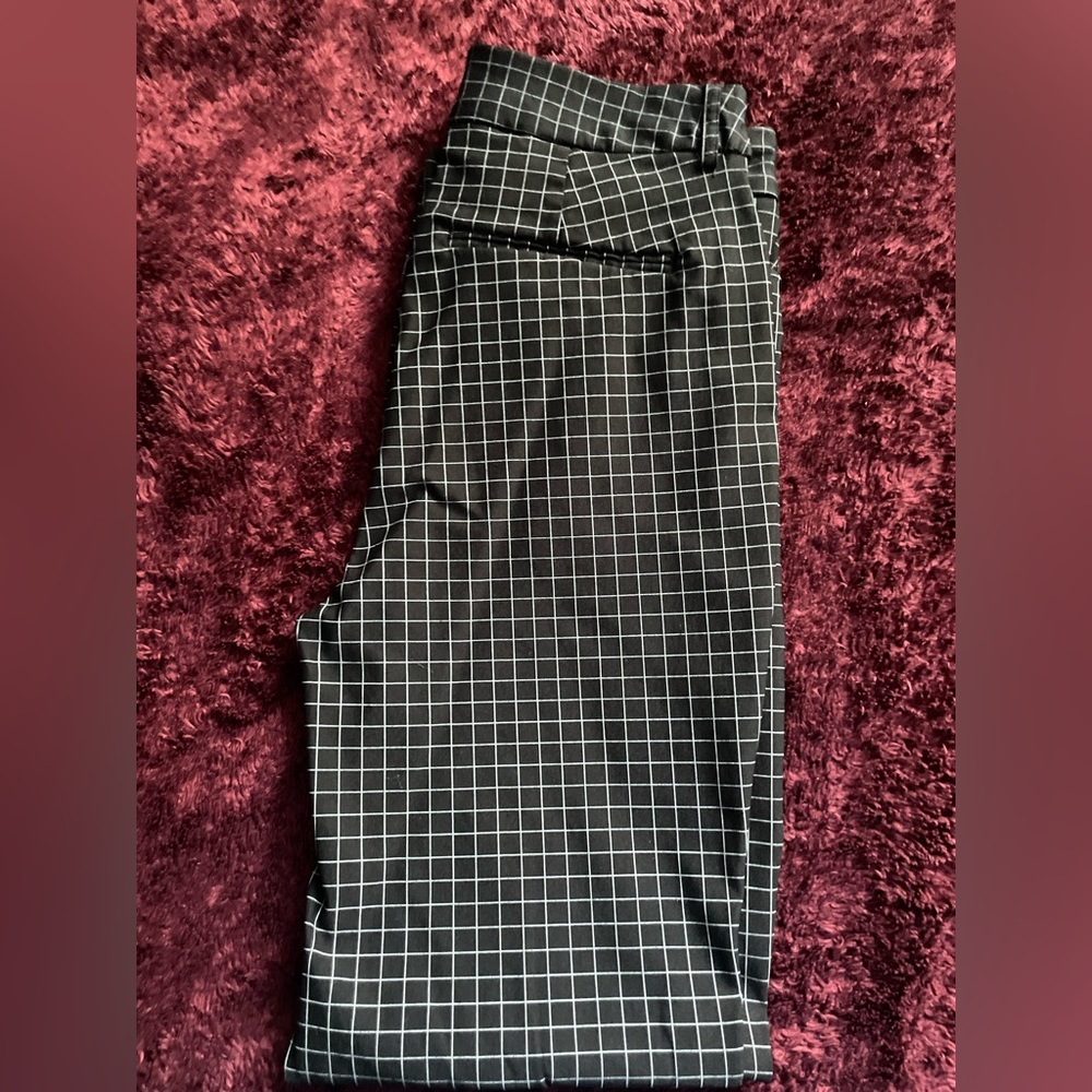Nine West Black & White Pants Women’s 6